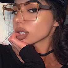 The Khalifa by Luxe Del Sol - Phoenix Gold